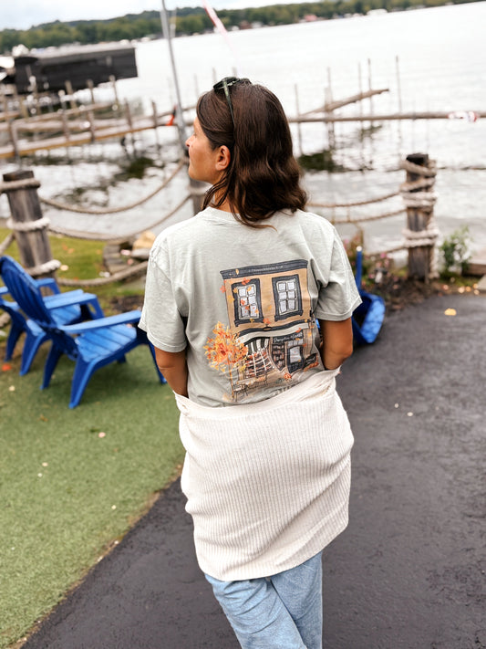 In Everything Give Thanks Graphic Tee