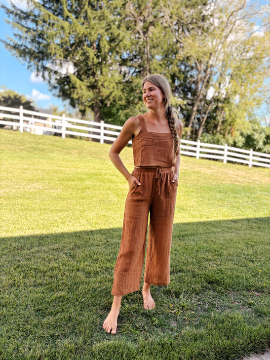 Sleeveless Cropped Top and Pant Set